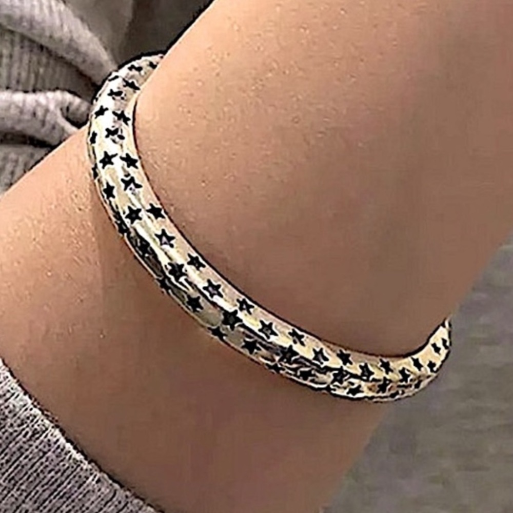 Star Sterling Silver Bangle Cuff Bracelet - Picture 5 of 8